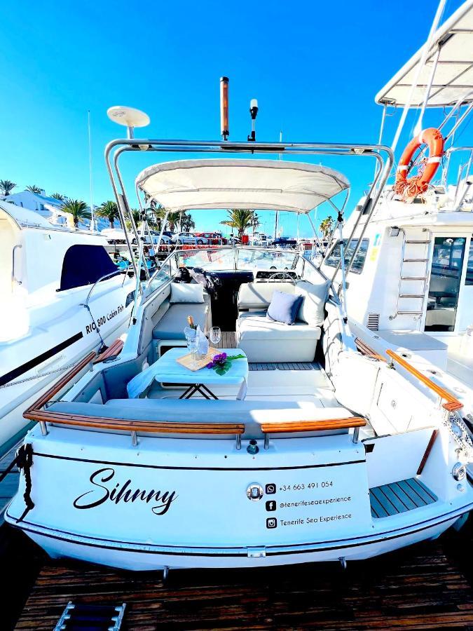 Barco Sihnny - Puerto Colon Hotel Costa Adeje  Bagian luar foto
